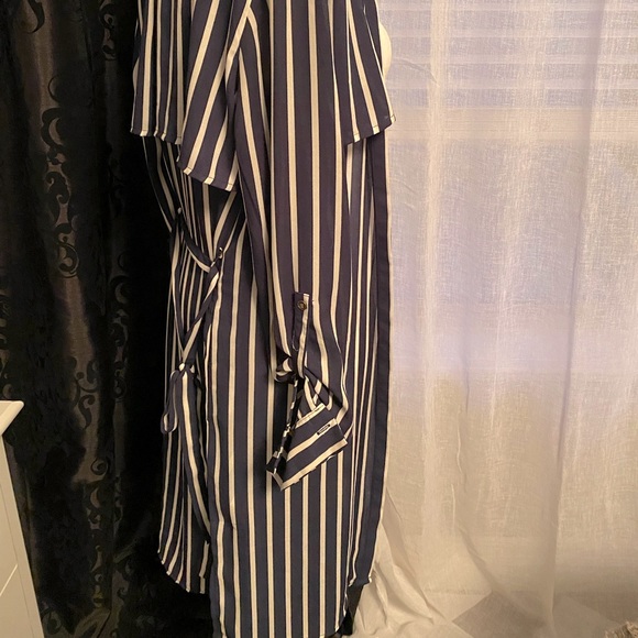 Button up pinstripe navy duster - Picture 4 of 10
